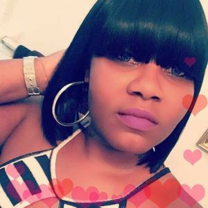 Meet your Posher, Latoya